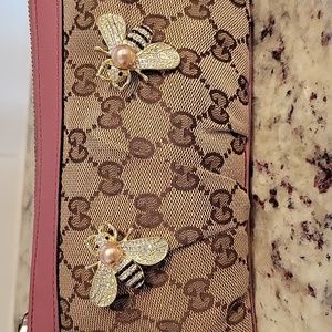 Bee brooch Bee Pin purse brooch gold crystals pearl brooch pin